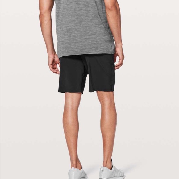 Lululemon T.H.E. Short *Linerless 9" Updated Size Large - Picture 2 of 10